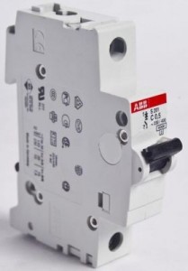 Автоматический выключатель 1P 1.6А С S201 6кА (STOS201C1.6)