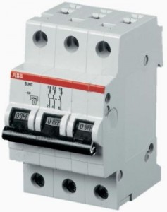 Автоматический выключатель 3п 2А С S203 6кА (STOS203C2)