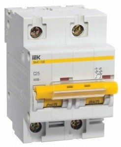Автоматический выключатель IEK ВА 47-100 2P 100А 10 кА х-ка С 